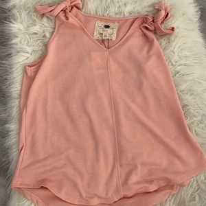 New with tags Cupid lightweight coral top XL